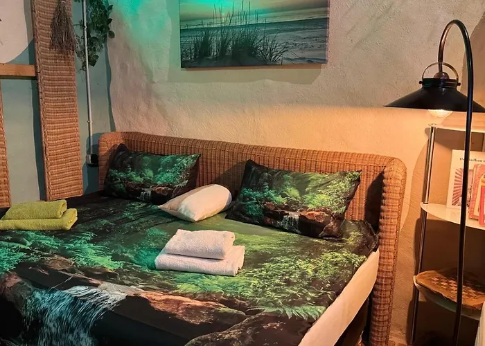Bungalow Mit Sauna In Einer Ruhige Wald Lage.