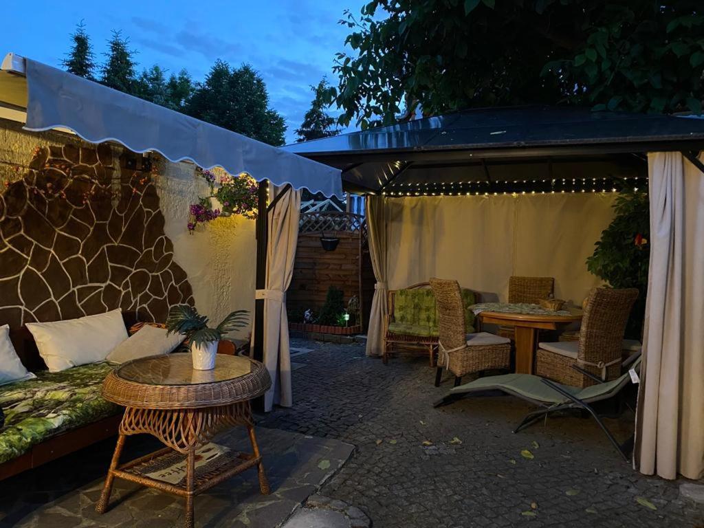 Mit Sauna In Einer Ruhige Wald Lage.