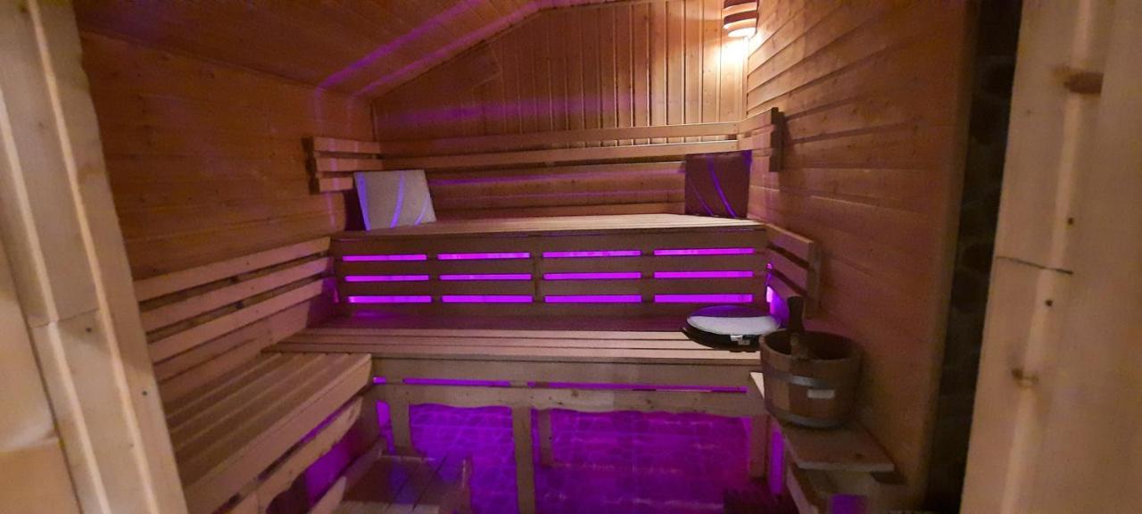 Mit Sauna In Einer Ruhige Wald Lage. * Grossnaundorf